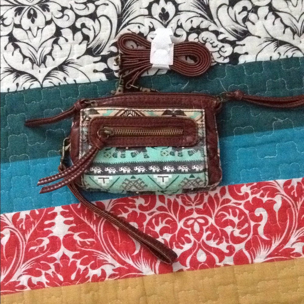 🐘WRISTLET🐘
